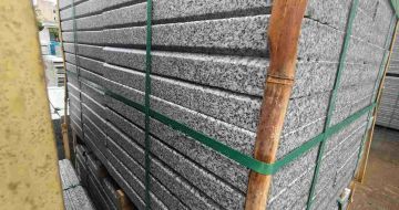 自贡芝麻白楼梯踏步室外