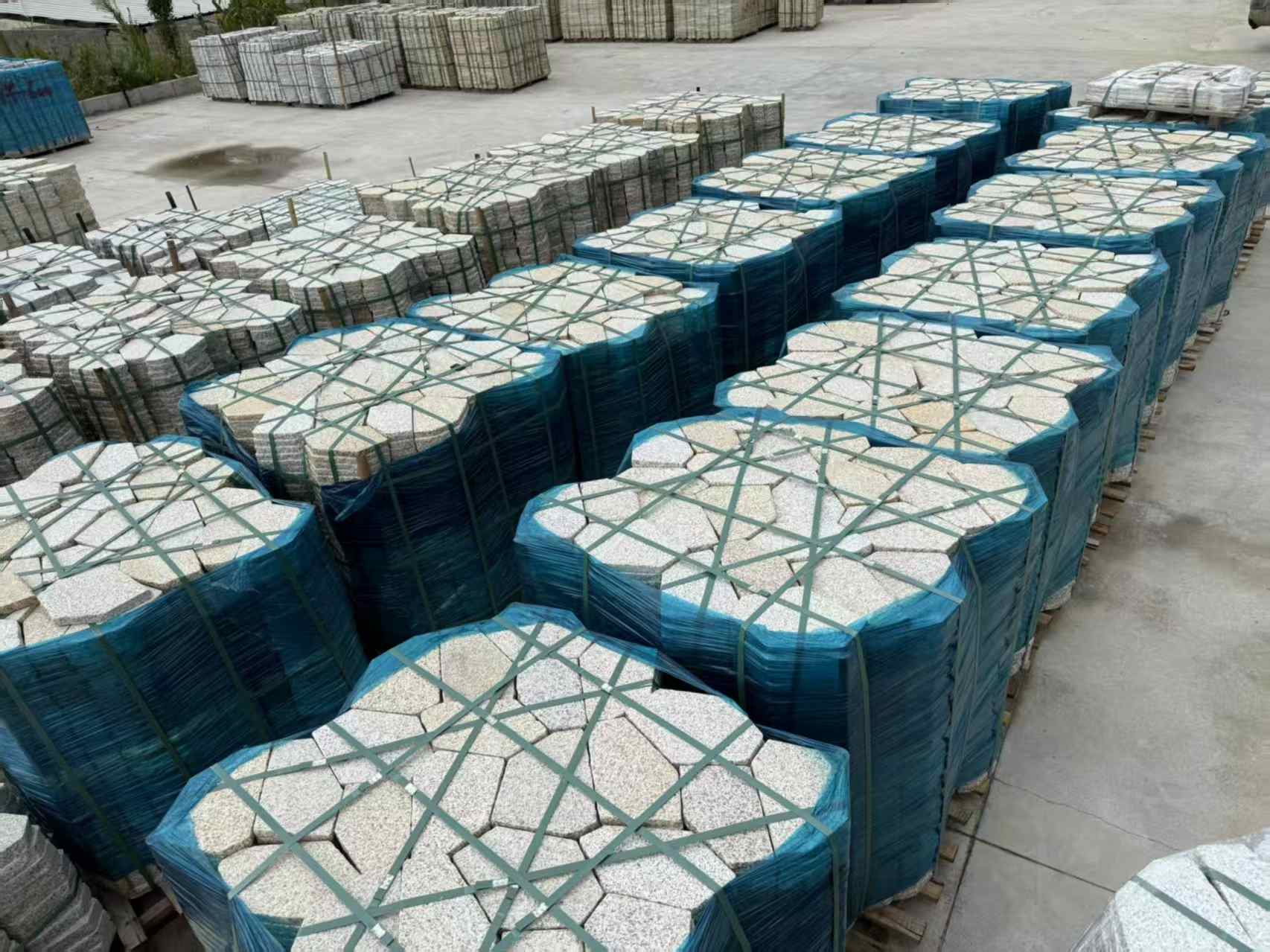 自贡黄金麻冰裂纹 碎拼